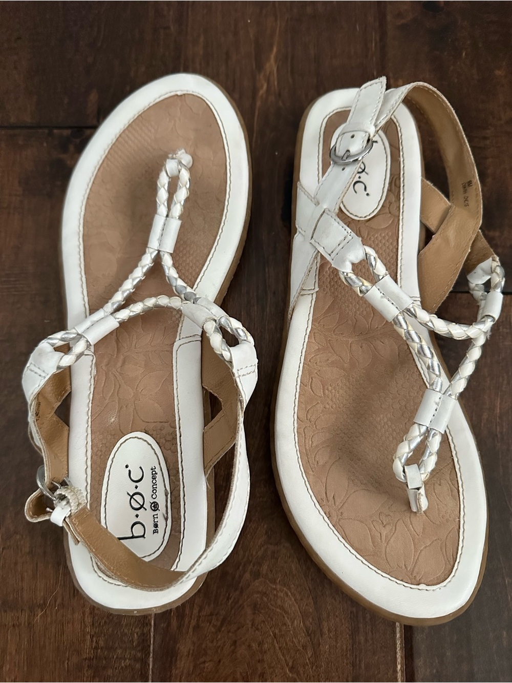 b.o.c. White Braided T-Strap Sandals with Tan Footbed 9